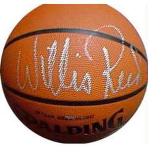  Willis Reed Autographed Basketball   Autographed 