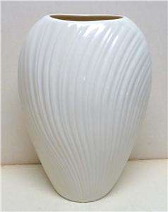 LENOX MIRAGE Vase . ART DECO Cream RIBBED . CENTENNIAL  