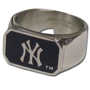  MLB New York Yankees Steel Bottle Opener, Ring Size 13 
