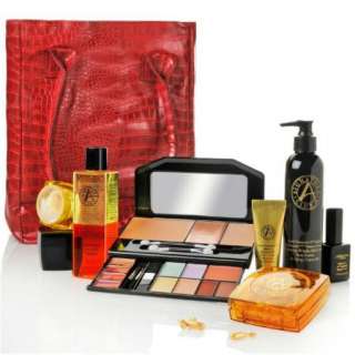 Signature Club A Rapid Transport C Infused Complete Beauty Kit  