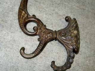 LARGE ANTIQUE CAST IRON COAT,* HAT RACK HOOK, VERY ORNATE, 1 ONLY, EXC 